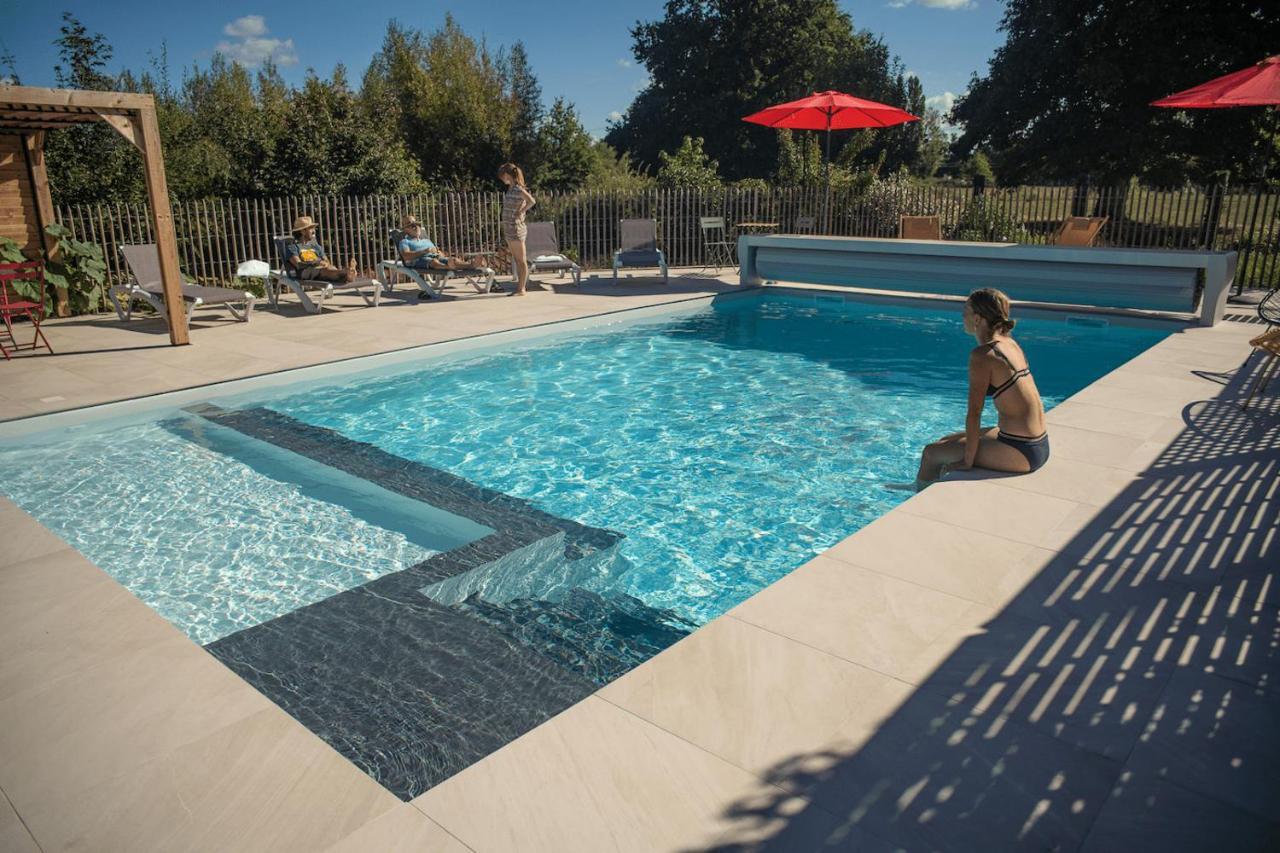 Bed and Breakfast Le Jardin Des 4 Saisons Ruaudin Exterior foto