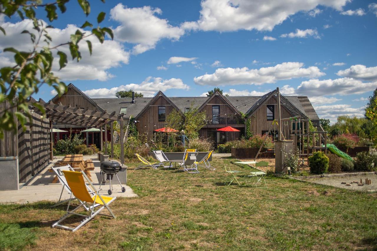 Bed and Breakfast Le Jardin Des 4 Saisons Ruaudin Exterior foto