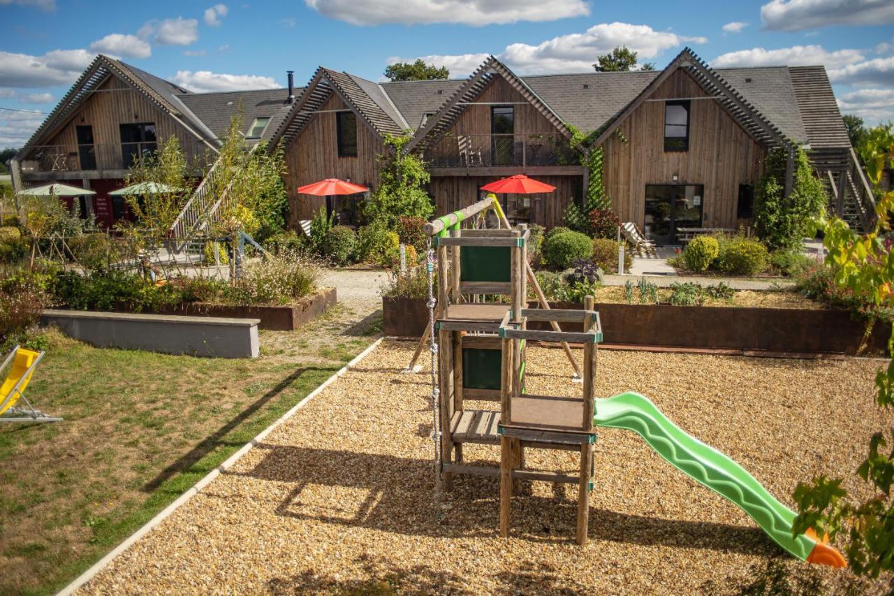 Bed and Breakfast Le Jardin Des 4 Saisons Ruaudin Exterior foto